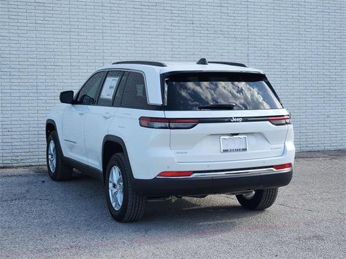 2025 Jeep Grand Cherokee Laredo X