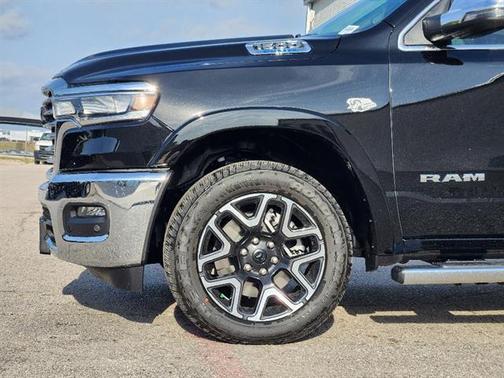 Diamond Black 2026 RAM 1500 Laramie