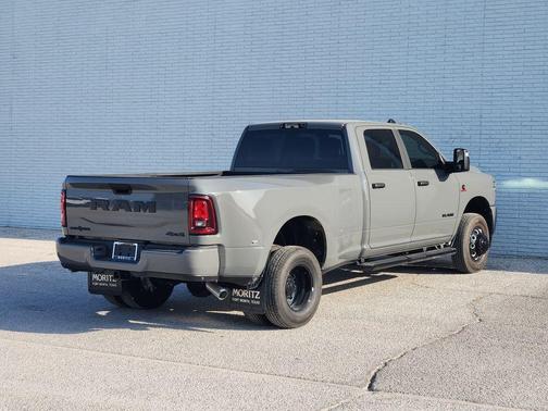 Gray Clearcoat 2026 RAM 3500 Big Horn