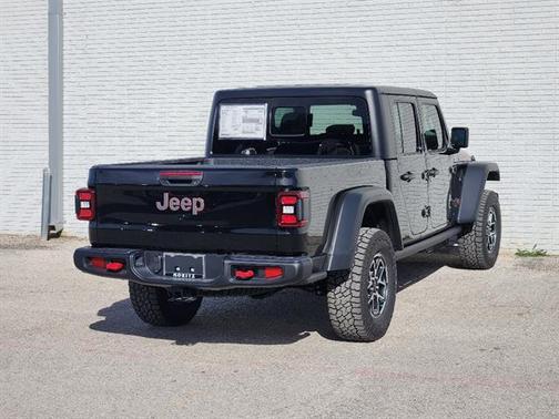 Black Clearcoat 2026 Jeep Gladiator Rubicon