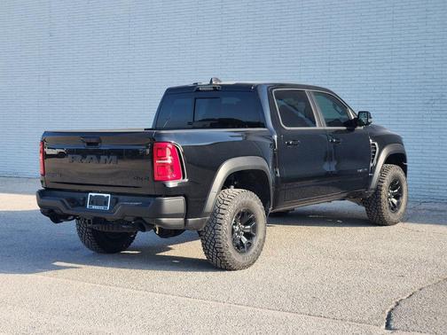Diamond Black 2026 RAM 1500 RHO