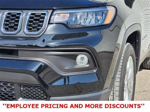 2025 Jeep Compass Latitude