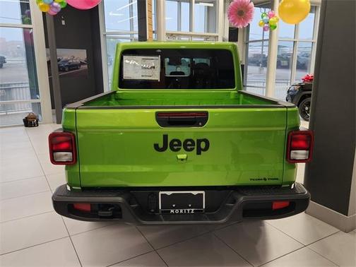 2025 Jeep Gladiator Sport