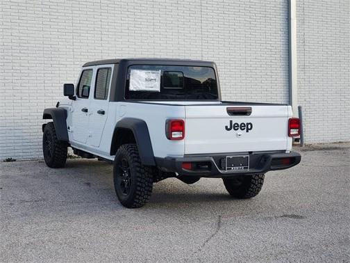 2026 Jeep Gladiator Sport