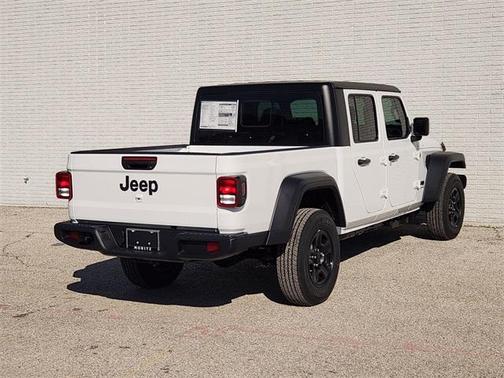 2026 Jeep Gladiator Sport