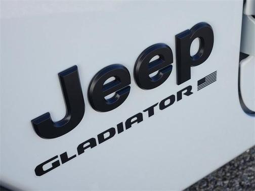 2026 Jeep Gladiator Sport