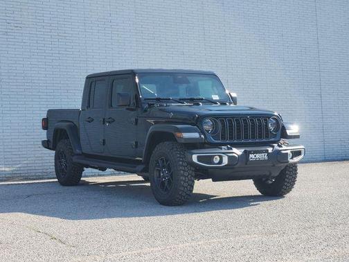 Black Clearcoat 2026 Jeep Gladiator Texas Trail