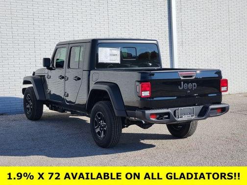 2026 Jeep Gladiator Sport