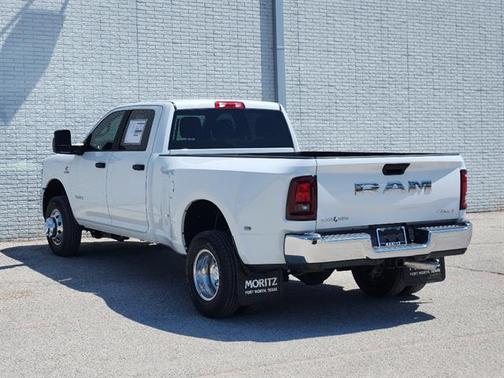 Bright White Clearcoat 2026 RAM 3500 Big Horn