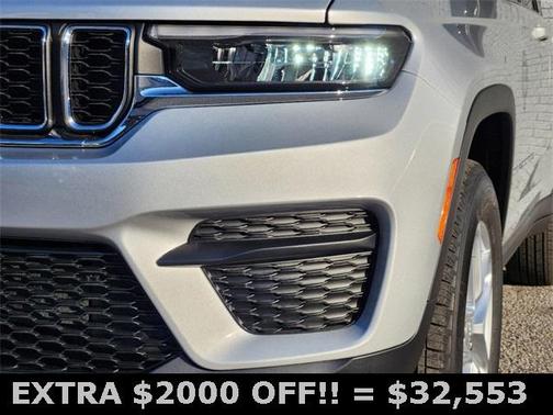 2025 Jeep Grand Cherokee Laredo