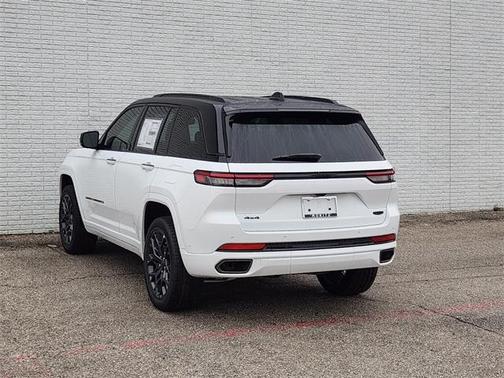 2025 Jeep Grand Cherokee Summit