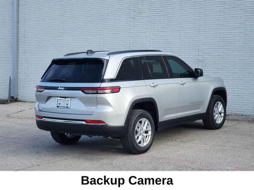 Silver Zynith 2026 Jeep Grand Cherokee Laredo X