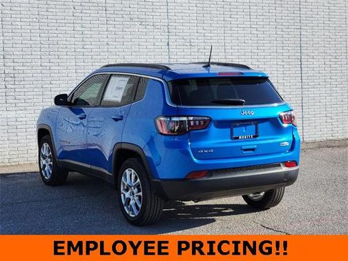 2025 Jeep Compass Latitude