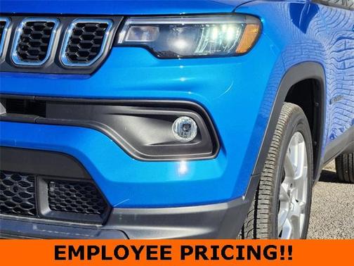 2025 Jeep Compass Latitude
