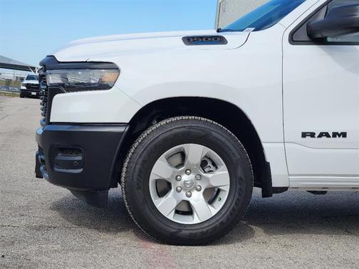 Bright White Clearcoat 2026 RAM 1500 Tradesman
