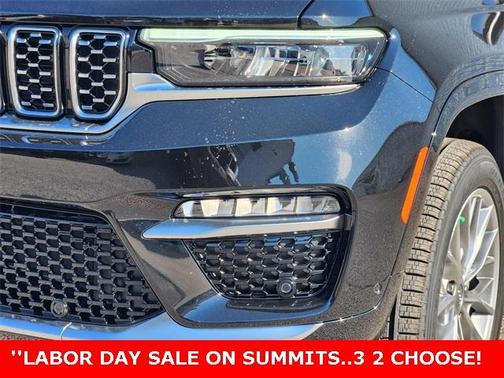 2025 Jeep Grand Cherokee Summit