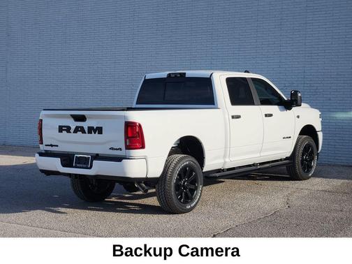 Bright White Clearcoat 2027 RAM 2500 Big Horn