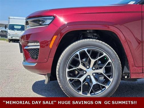 2025 Jeep Grand Cherokee Summit