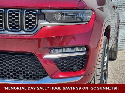 2025 Jeep Grand Cherokee Summit