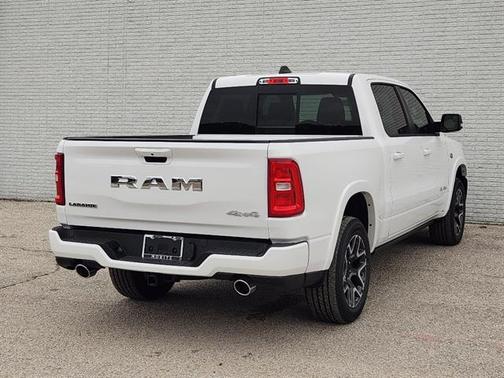 Bright White Clearcoat 2026 RAM 1500 Laramie