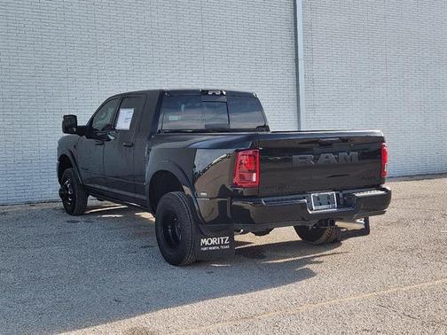 Diamond Black 2026 RAM 3500 Limited