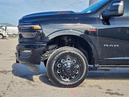 Diamond Black 2026 RAM 3500 Limited