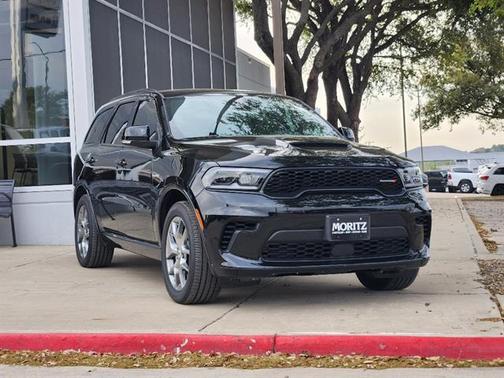 Black Clearcoat 2026 Dodge Durango GT HEMI V8