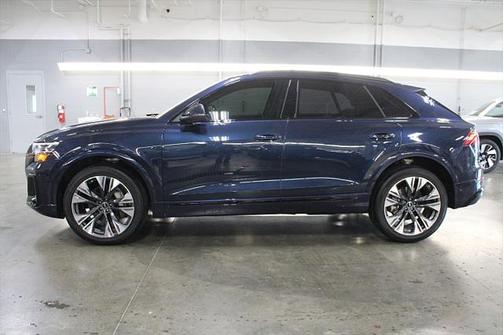 2025 Audi Q8 Premium Plus 55 TFSI quattro