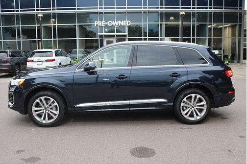 2025 Audi Q7 Premium 45 TFSI quattro Tiptronic