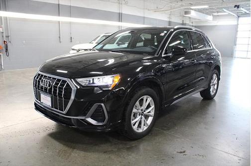 2022 Audi Q3 Premium 45 TFSI S line quattro Tiptronic