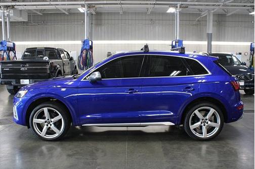 2022 Audi SQ5 Premium Plus TFSI quattro Tiptronic