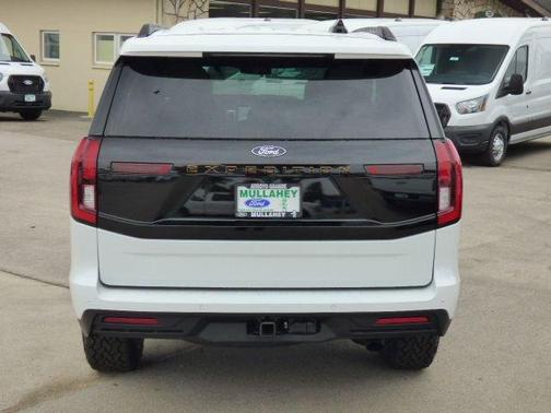 Oxford White 2026 Ford Expedition Tremor