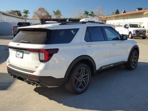 White Metallic 2026 Ford Explorer ST