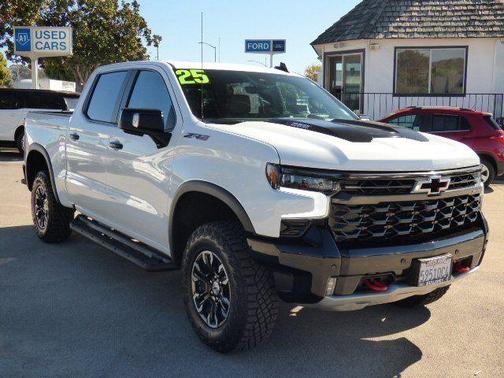 2025 Chevrolet Silverado 1500 ZR2