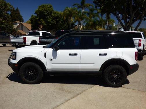 Oxford White 2026 Ford Bronco Sport Outer Banks