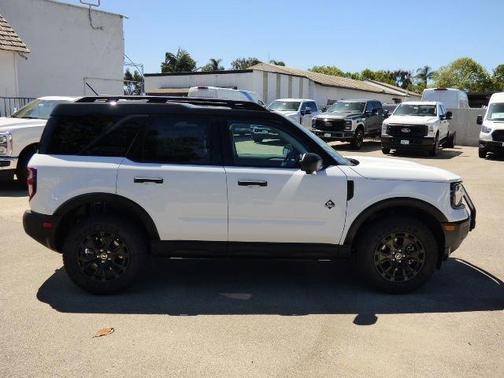 Oxford White 2026 Ford Bronco Sport Outer Banks