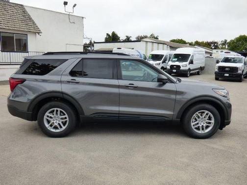 Carbonized Gray Metallic 2026 Ford Explorer Active