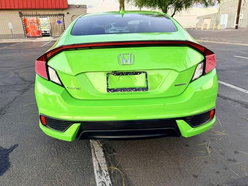 2018 Honda Civic Touring