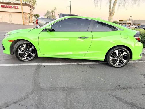 2018 Honda Civic Touring