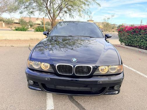2002 BMW M5 Base