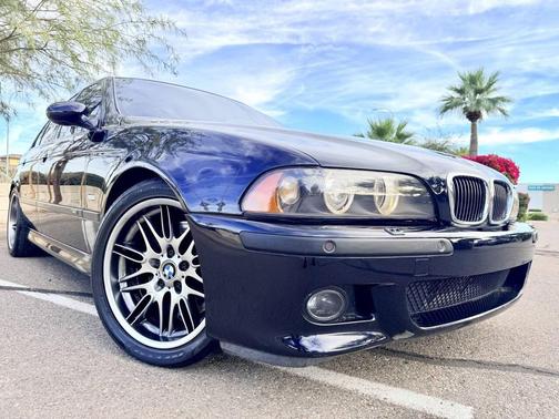 2002 BMW M5 Base