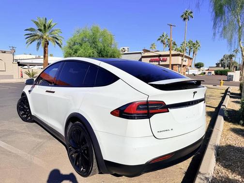 2018 Tesla Model X 75D AWD 4dr SUV