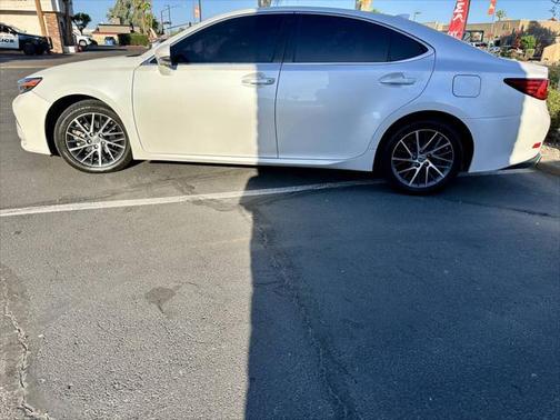 2017 Lexus ES 350 Base