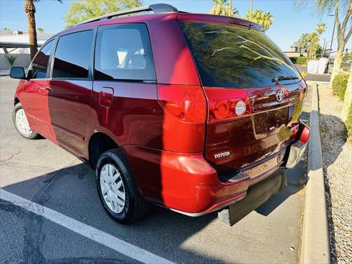 2008 Toyota Sienna LE