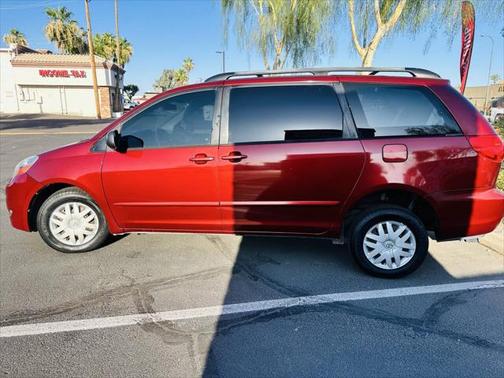 2008 Toyota Sienna LE