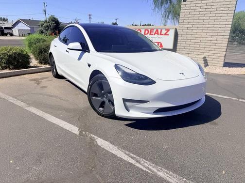 2021 Tesla Model 3 Standard Range Plus