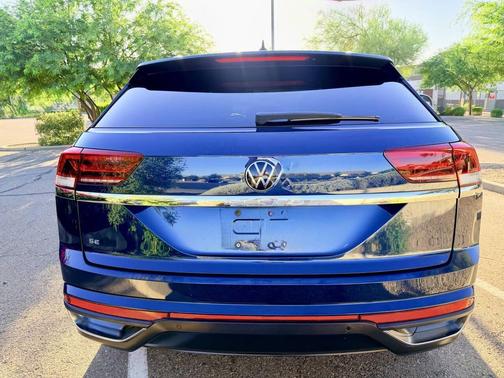 Blue 2021 Volkswagen Atlas Cross Sport 2.0T SE w/Technology