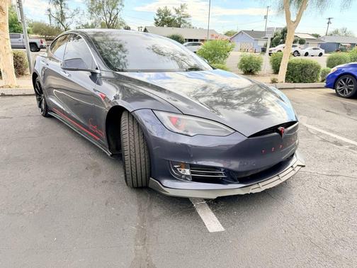 2014 Tesla Model S 85