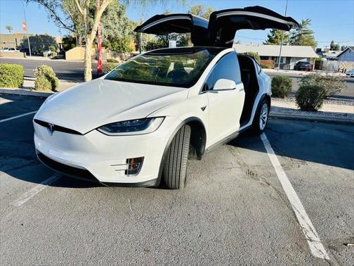 2018 Tesla Model X 75D