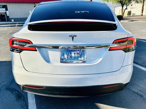 2018 Tesla Model X 75D